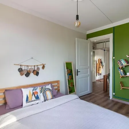Soft And Historic 3br W Iconic Haydarpasa View דירה איסטמבול