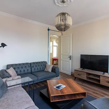 Soft And Historic 3br W Iconic Haydarpasa View דירה *